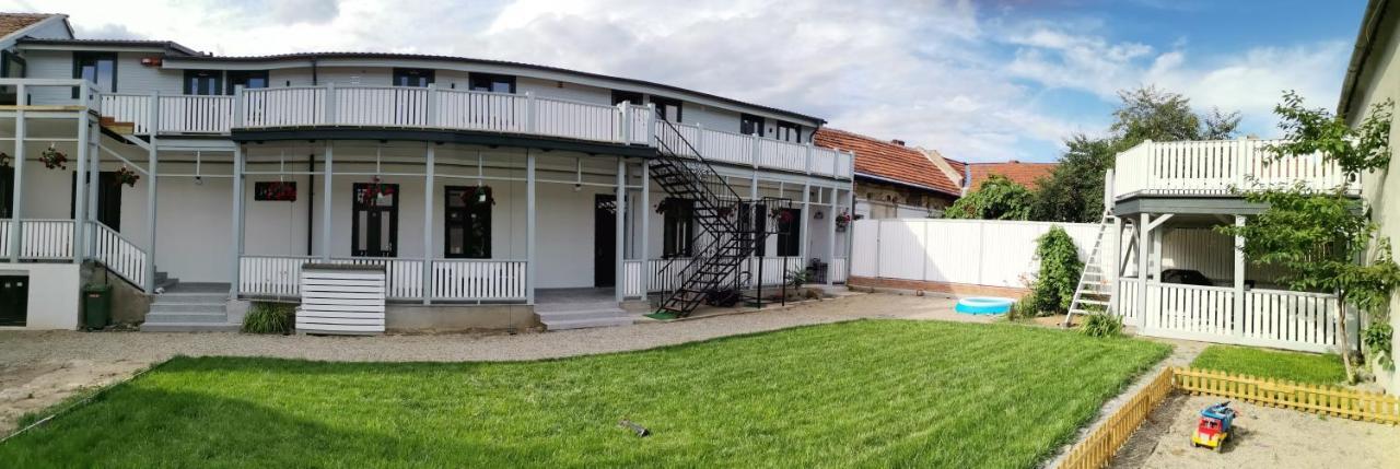 브라쇼브 Casa J. Gusbeth 아파트 외부 사진