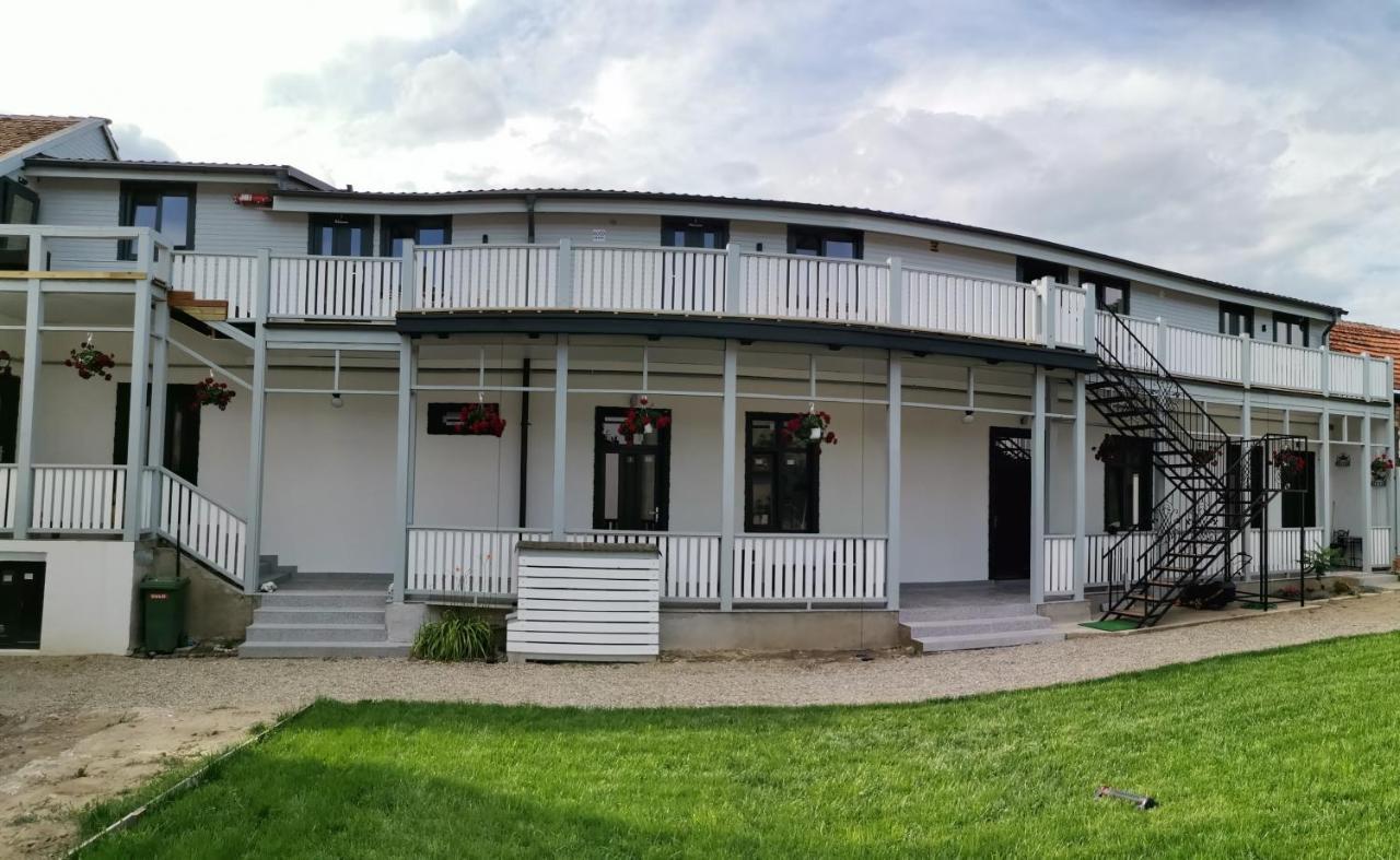 브라쇼브 Casa J. Gusbeth 아파트 외부 사진
