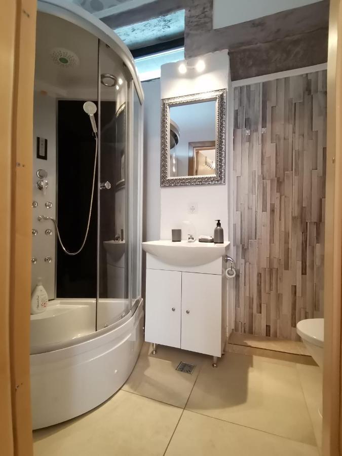 브라쇼브 Casa J. Gusbeth 아파트 외부 사진