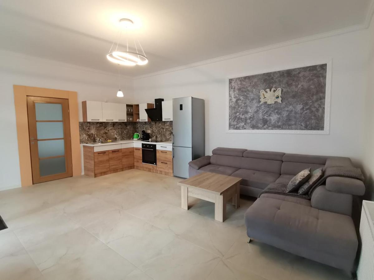브라쇼브 Casa J. Gusbeth 아파트 외부 사진